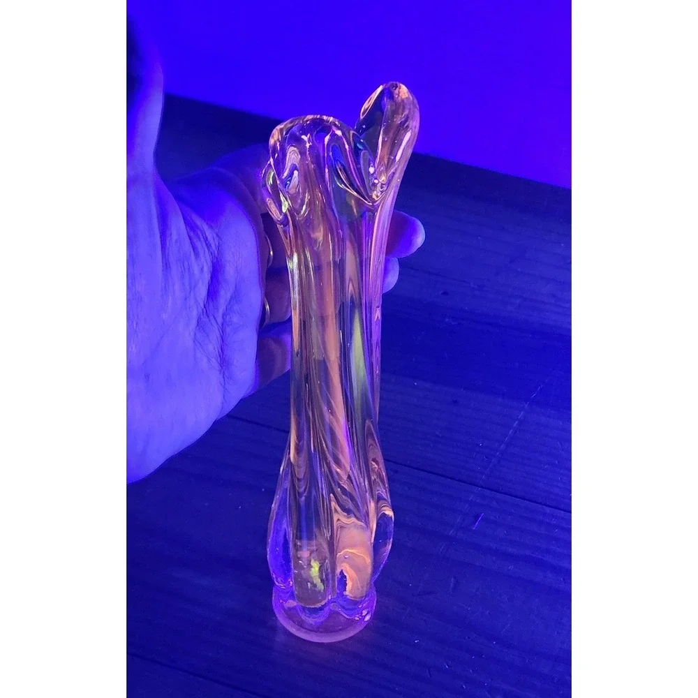 Vintage Yellow Cadmium Art Glass Bud Vase Twisted Swirl Mid Century 9 Inch